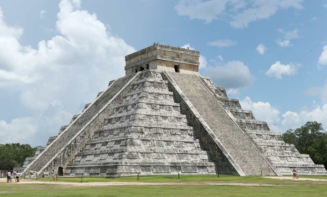 Chichen_Itza_3