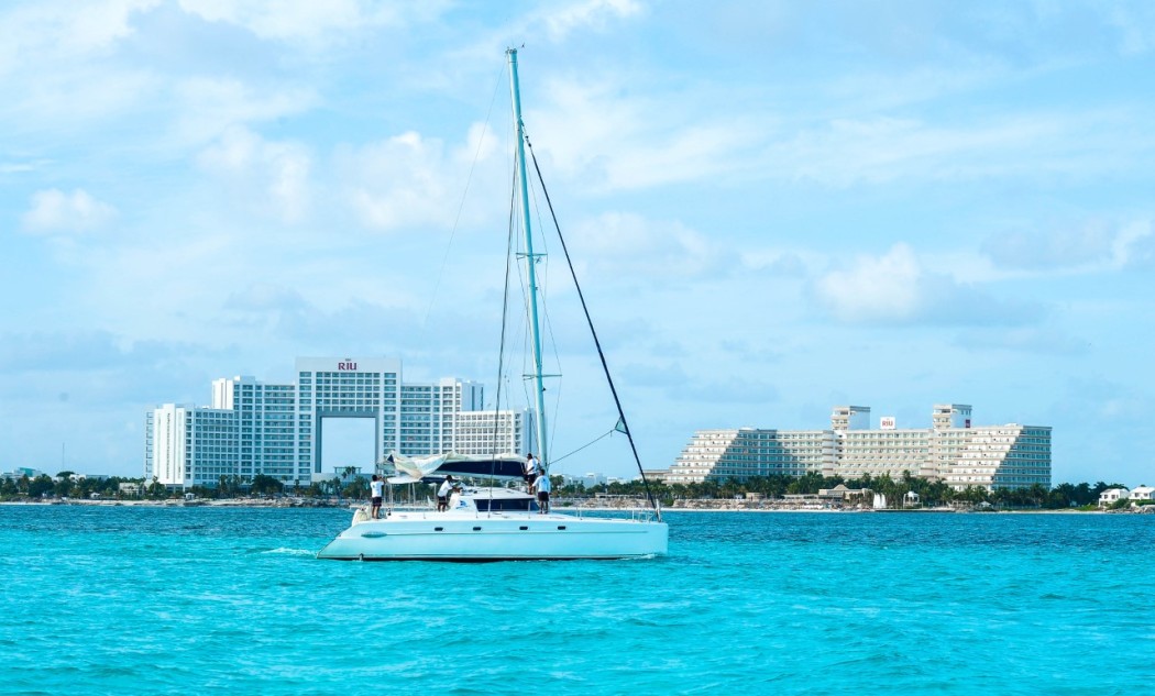 Catamaran 7